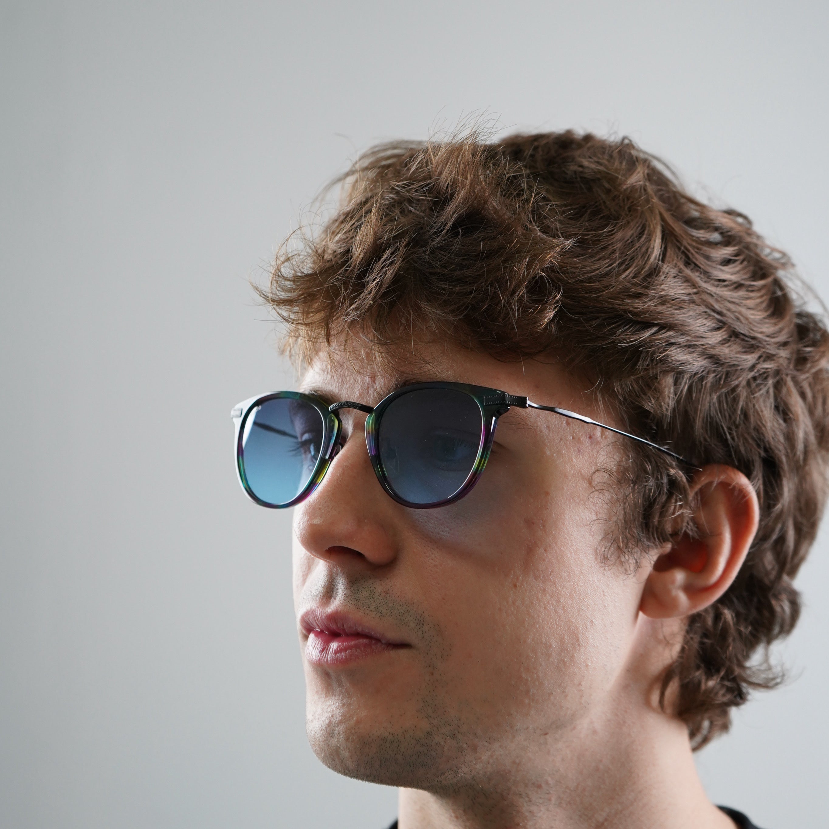 Sunglasses Dark Gradient 
