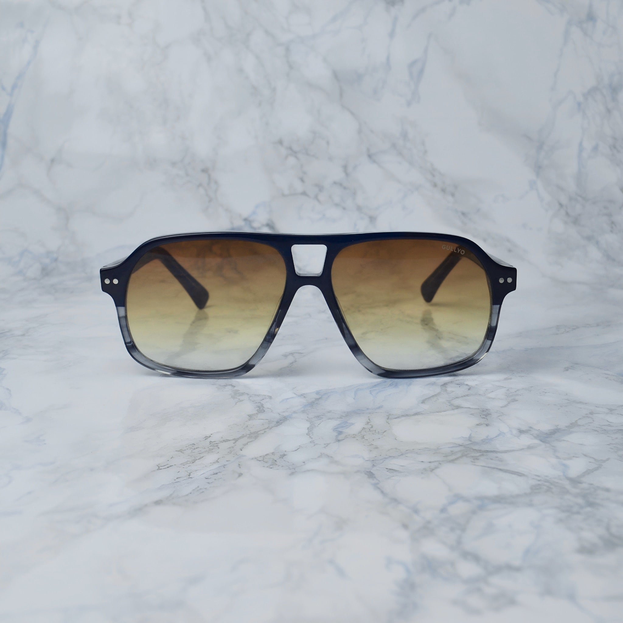 Sunglasses Dark Transparent 